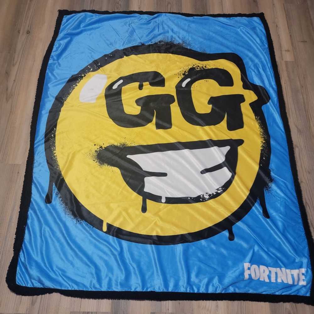 Fortnite 51"x48" GG Sherpa Fleece 2018 Blanket Throw
